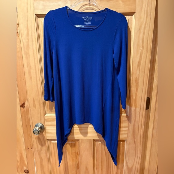 Chico's Blue Asymmetrical handkerchief Hem Top women’s 0 US small - Picture 1 of 8